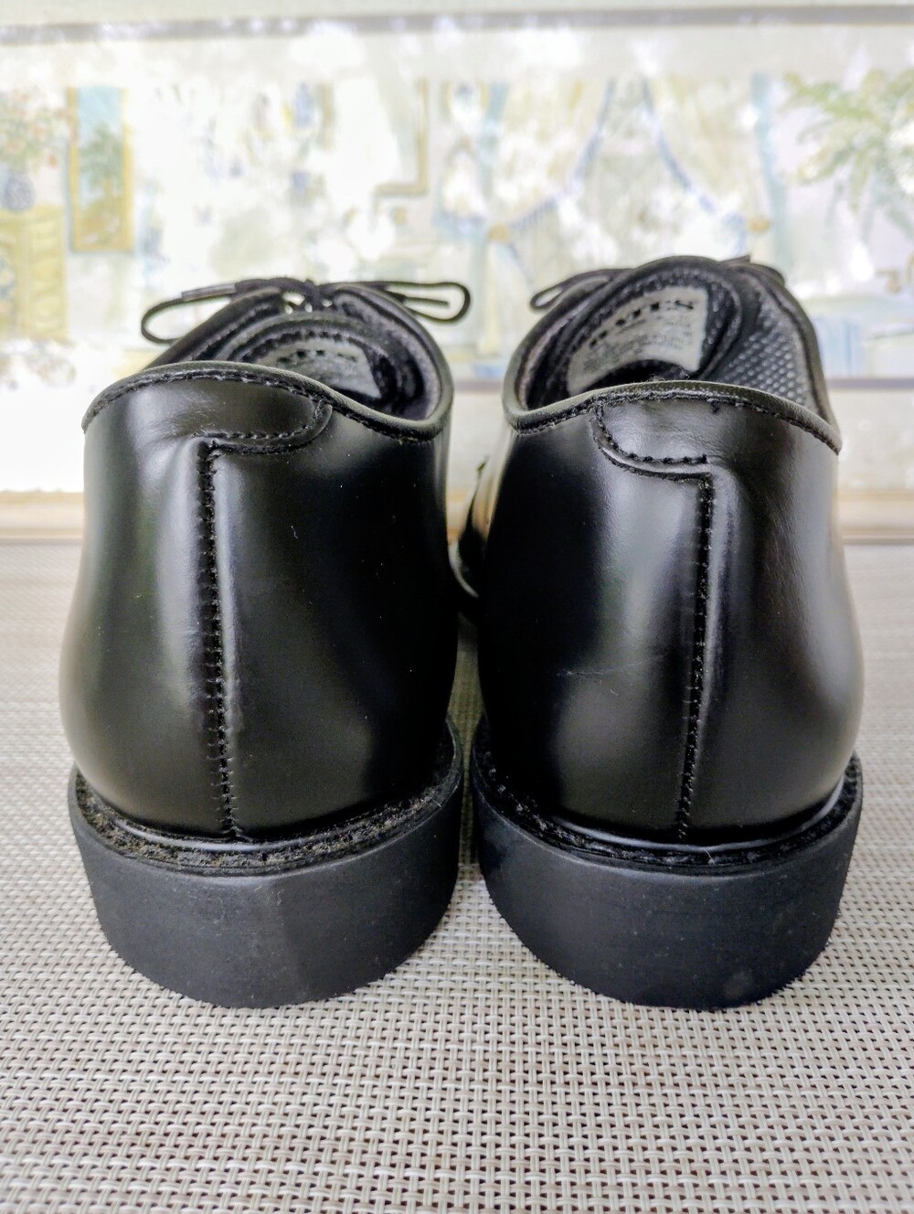 Women's Bates "Uniform Oxford" Black Polished Leather Shoes. Wide. Size 10.5W. - Picture 6 of 10